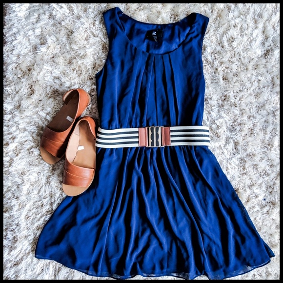 Iz Byer Dresses & Skirts - EUC Iz Byer Tank Belted Dress
